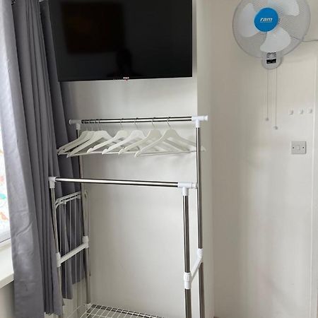 Studio Flat Fully Equipped Διαμέρισμα Κρόιντον Εξωτερικό φωτογραφία