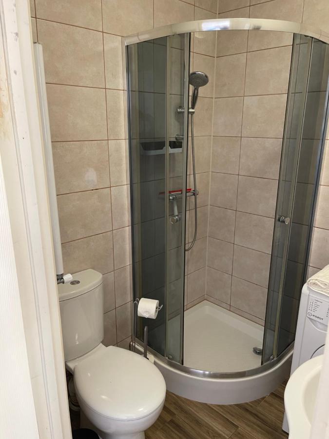 Studio Flat Fully Equipped Διαμέρισμα Κρόιντον Εξωτερικό φωτογραφία