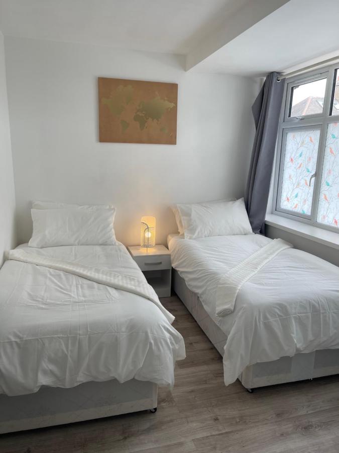 Studio Flat Fully Equipped Διαμέρισμα Κρόιντον Εξωτερικό φωτογραφία