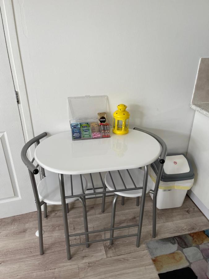 Studio Flat Fully Equipped Διαμέρισμα Κρόιντον Εξωτερικό φωτογραφία
